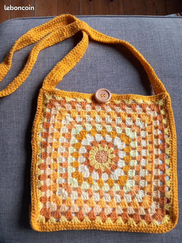 Sac en crochet carré jaune neuf fait main (image 1)