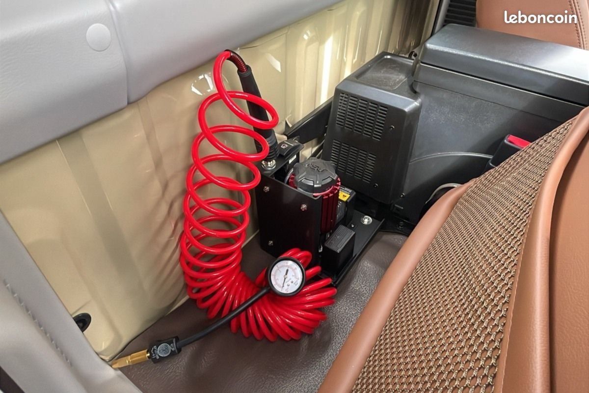 Toyota Land Cruiser GRJ 79 SIMPLE CABINE LX 4.0 V (image 13)