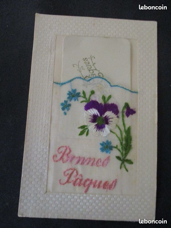 Ancienne carte postale brodée système carte (PAZ) (image 1)