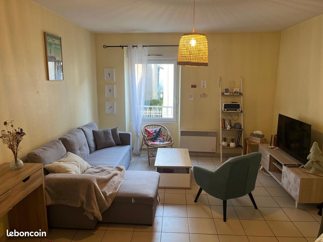 Appartement 3 pièces 78 m² · à Chalonnes-sur-Loire · 78 m² · 720 €/mois