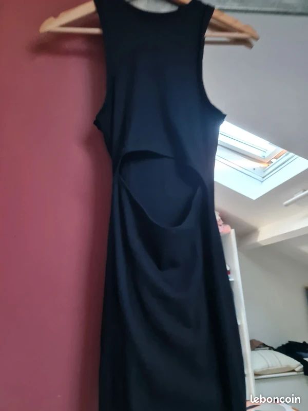 Robe Tunique Jennyfer – Noire à Cerises – Taille 34/36 – Polyester été
