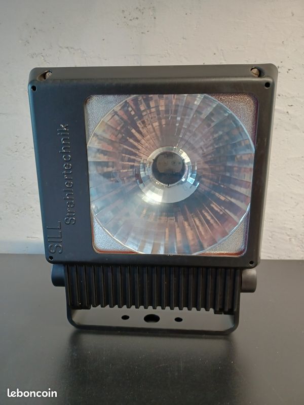 Projecteur extérieur SILL (image 1)