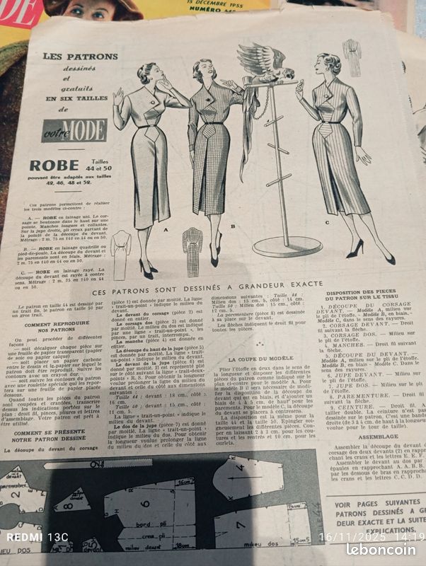Lot De 2 Patrons De Couture BURDA Pour Femme - Neufs - Modèles à Voir Sur Photos
