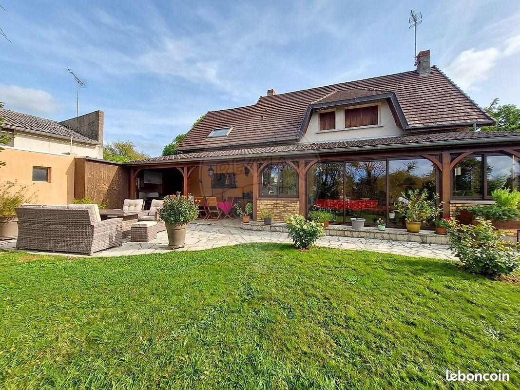 Maison 6 pièces 179 m² · à Challuy · 179 m² · 199 900 €
