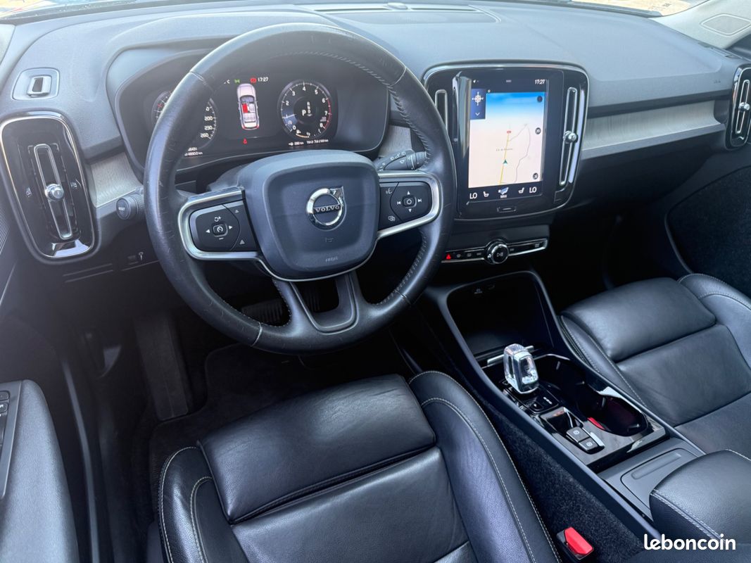 VOLVO XC40 1.5 T3 165 2WD GEARTRONIC INSCRIPTION LUXE Bva - ATTELAGE ESCAMOTABLE ELECTIQUEMENT (image 9)