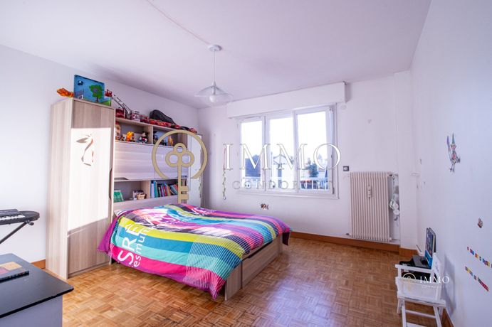 Appartement a vendre  - 5 pièce(s) - 127 m2 - Surfyn