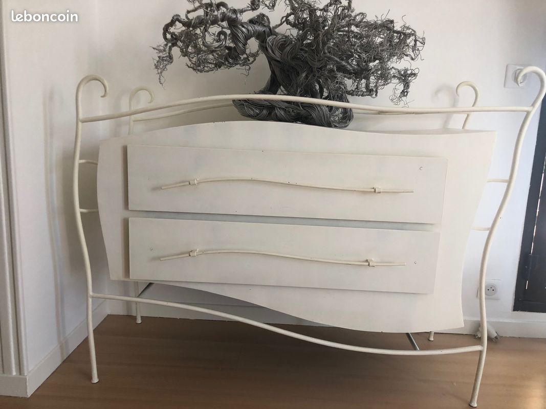 Commodes blanche en fer forgé (image 1)