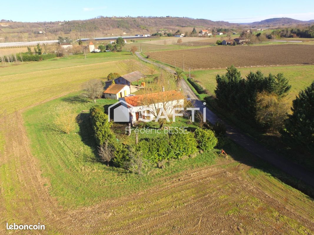 Maison 5 pièces 162 m² · à Montesquieu · 162 m² · 128 000 €