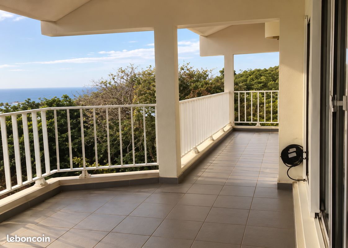 Appartement 3 pièces 55 m² · aux Avirons · 55 m² · 800 €/mois