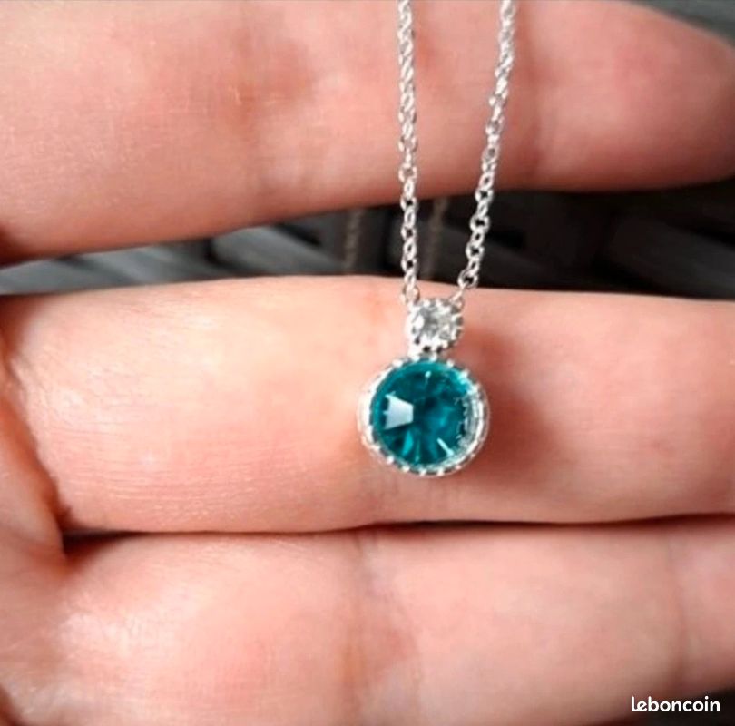 Chaîne En Plaqué Or Avec Pendentif Zircon - Bijou Neuf Sans Emballage