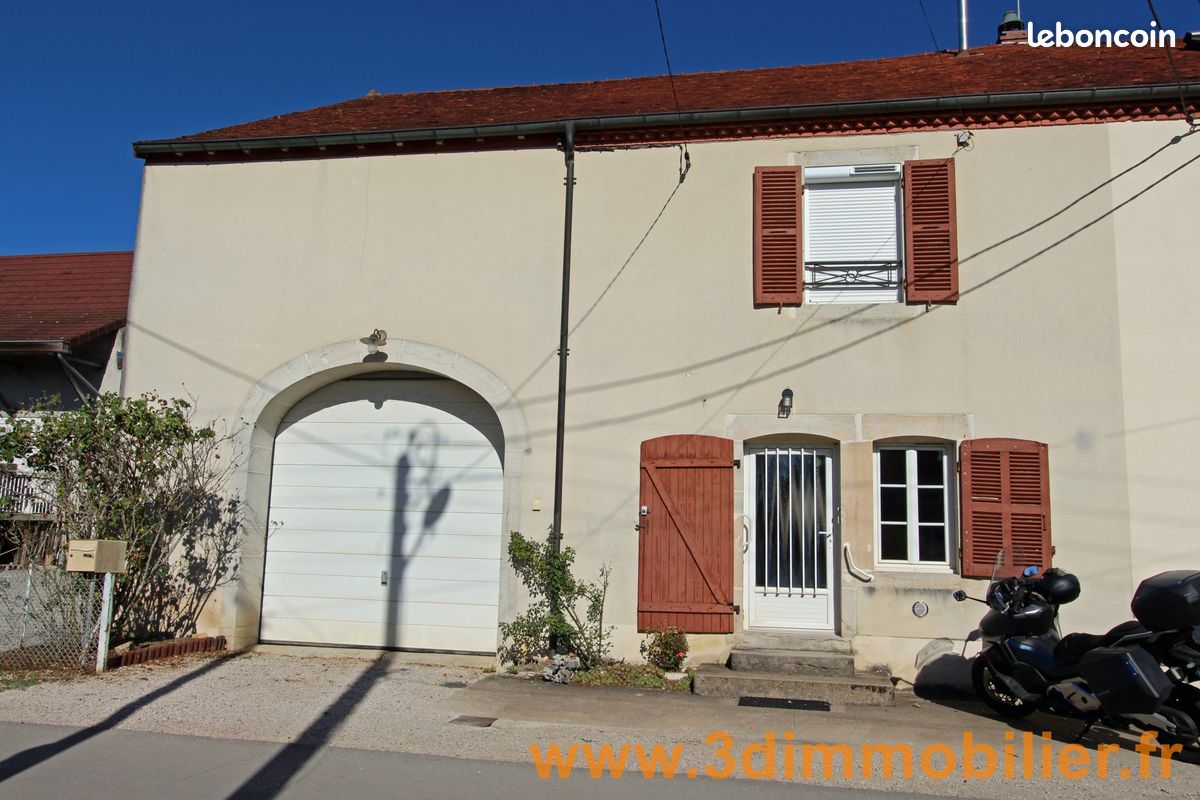 Maison 5 pièces 115 m² · à Bletterans · 115 m² · 249 000 €