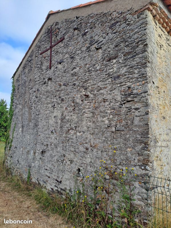 Vente de bâtiment de pierre sur terrain constructible (image 3)