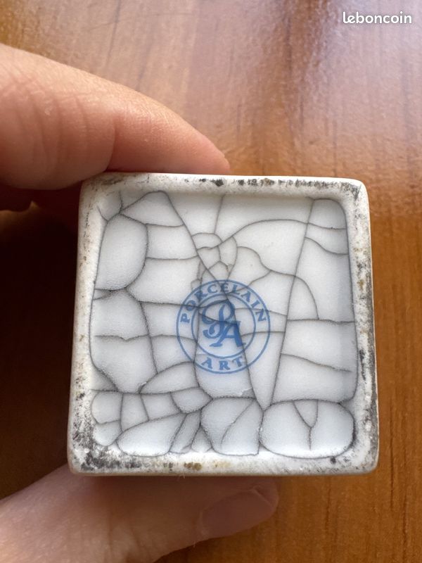 Boite porcelaine craquele bleu blanc vintage collection decoration authentique (image 5)