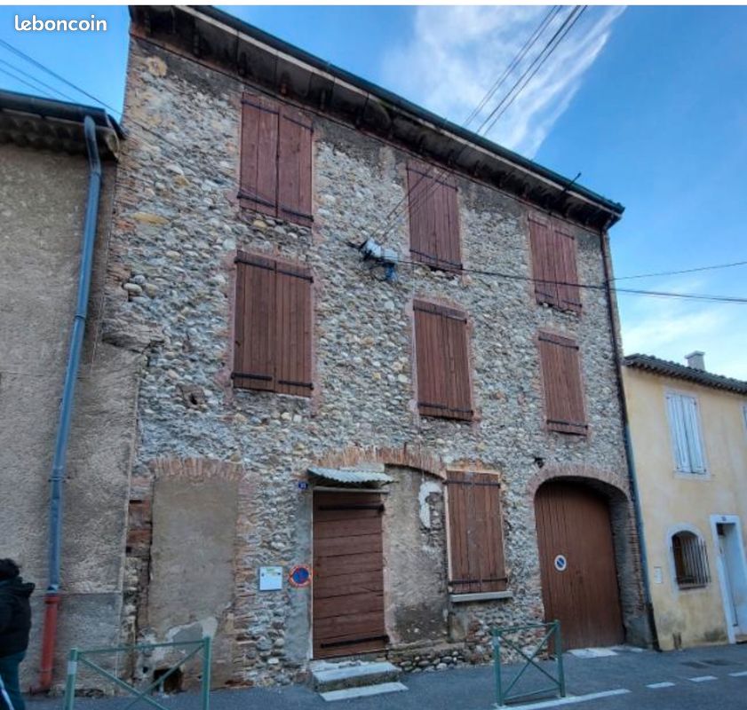 Maison 4 pièces 163 m² · à Les Mées · 163 m² · 88 000 €