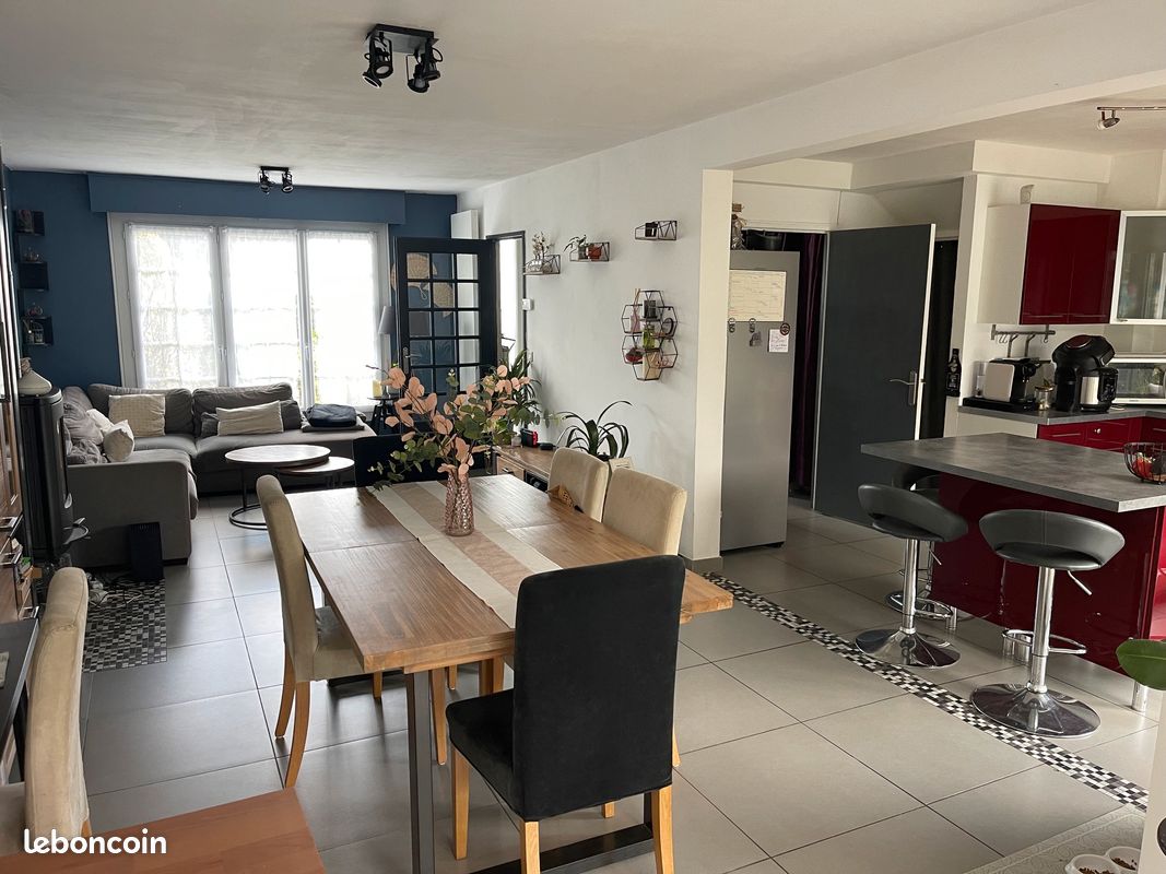 Maison 5 pièces 121 m² · à Leers · 121 m² · 359 000 €