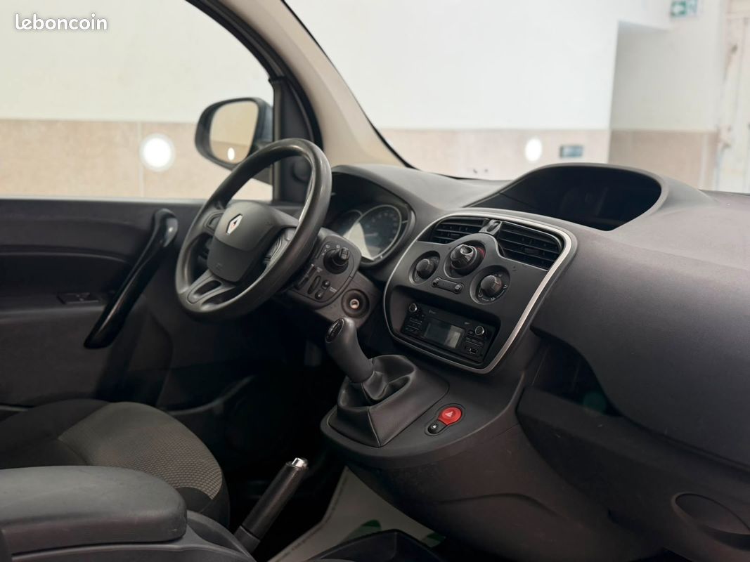 Renault Kangoo DCI 90cv Grand Confort TVA RECUP 7 490EUR H.T (image 6)