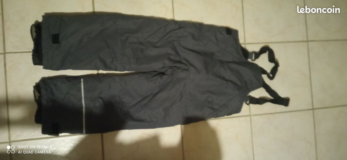 Ensemble de ski garçon T 8 ans + un autre pantalon de ski 8 ans (image 1)