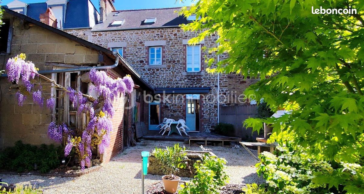 Maison 8 pièces 181 m² · à Fougères · 181 m² · 340 000 €