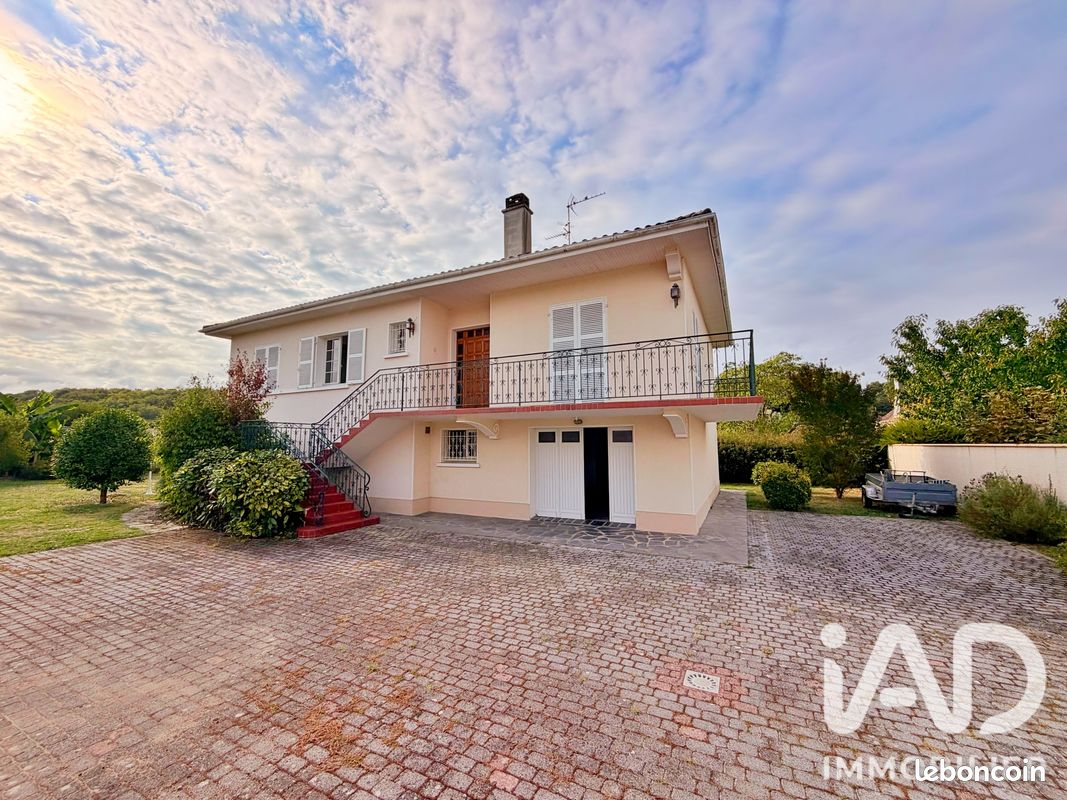 Maison 8 pièces 170 m² · à Bizanos · 170 m² · 279 000 €