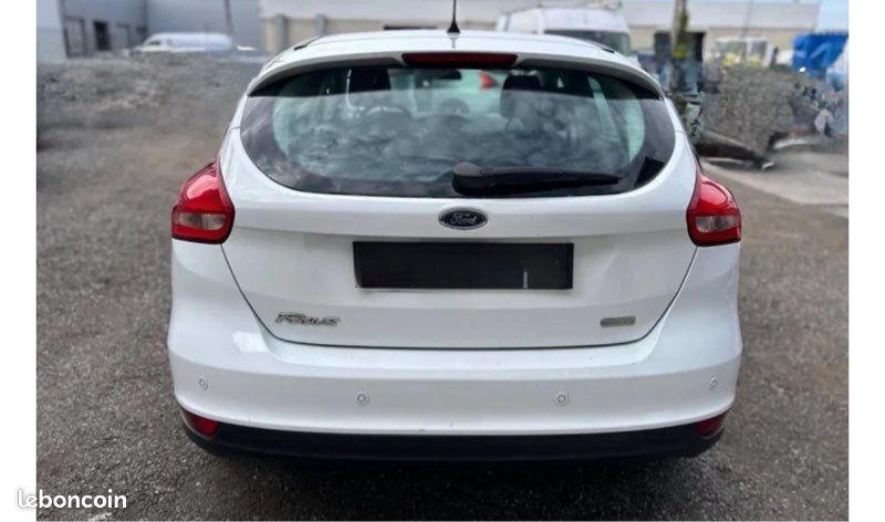 Ford focus (image 3)