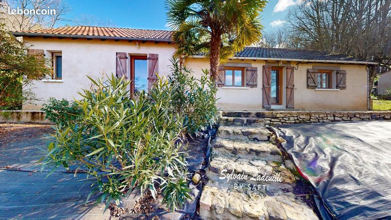Propriété 5 pièces 100 m²