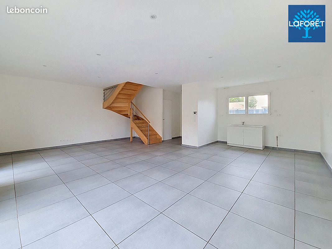 Maison 5 pièces 114 m² · à Messimy · 114 m² · 1 471 €/mois