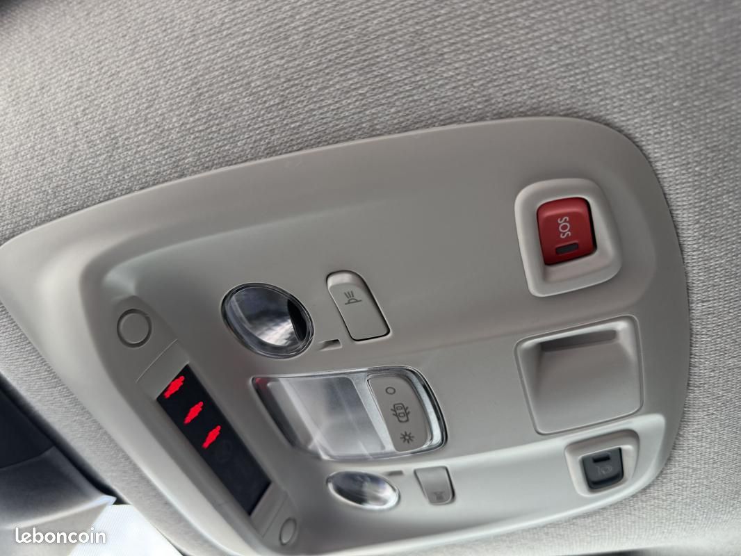 Citroën Jumpy CABINE APPROFONDIE 2.2 D 180 LUXURY/PRENIUM CONNECT BVA XL (image 28)