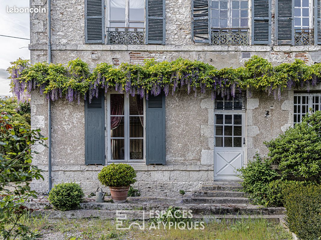 Maison 12 pièces 307 m² · à Meung-sur-Loire · 307 m² · 460 000 €