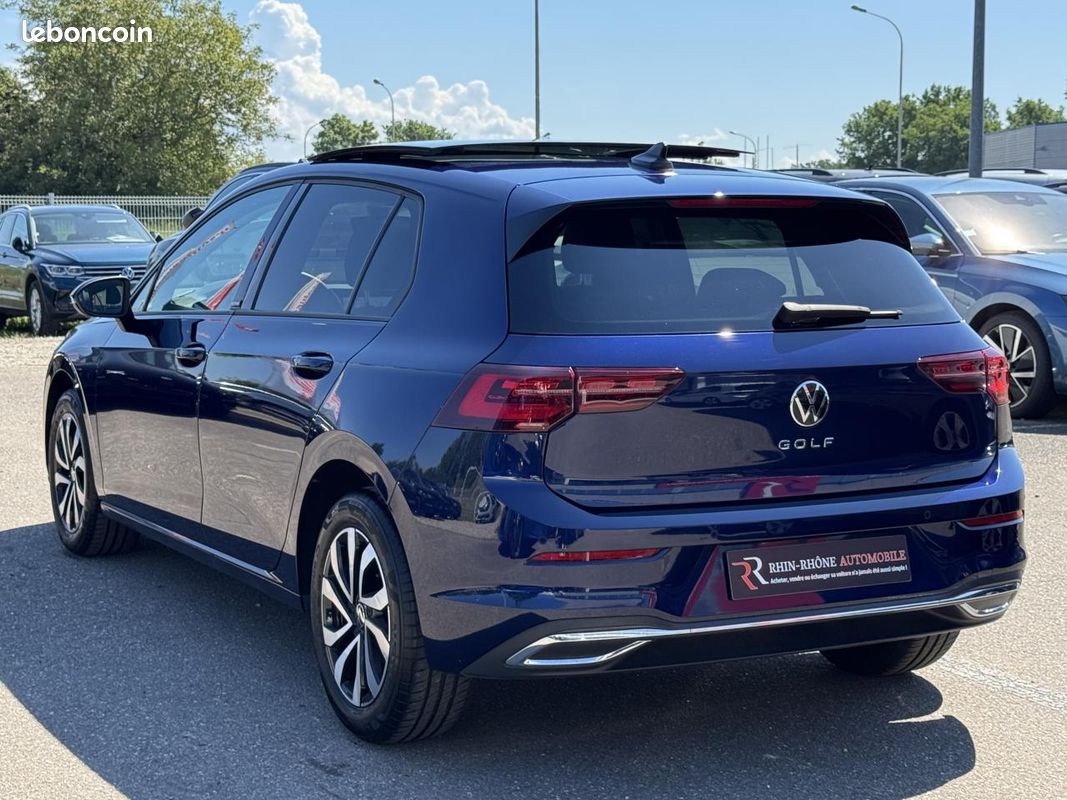 VOLKSWAGEN GOLF 8 VIII 2.0 TDI 116ch DSG 7 Active Pano Matrix Navi CarPlay Acc Siege Chauffant (image 3)