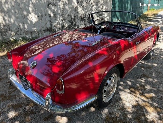 Alfa Romeo Giuletta Spider 750d (image 7)