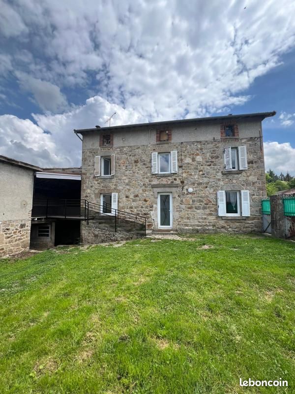 Maison 3 pièces 66 m² · à Courpière · 66 m² · 740 €/mois