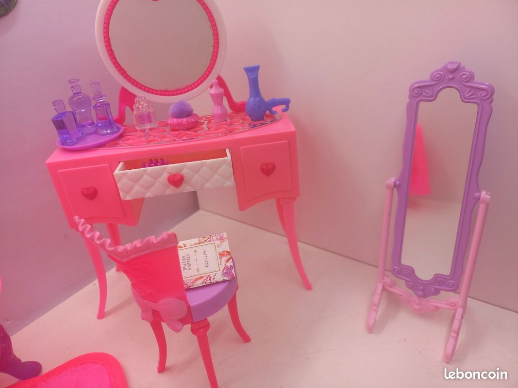 Salle de bain barbie (image 2)