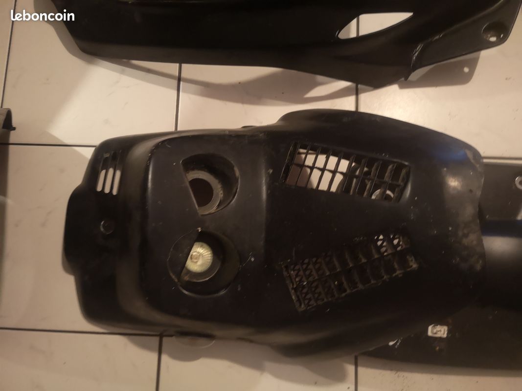 Carenages Booster 3vl original (image 3)