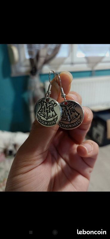 Boucles d'oreilles Harry Potter blason de Poudlard (image 2)