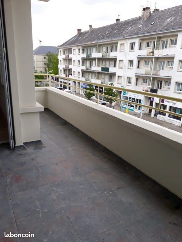 Appartement 4 pièces 102 m² · à Saint-Nazaire · 102 m² · 818 €