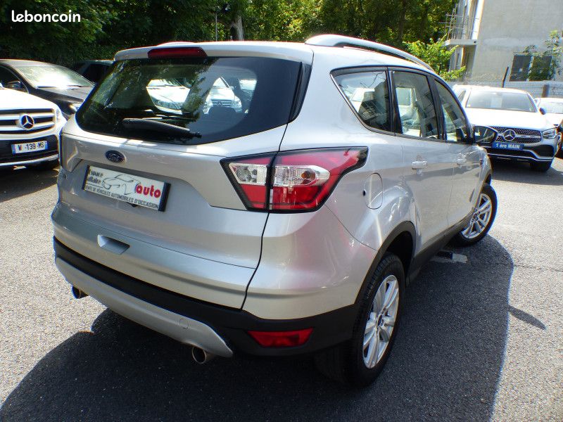 Ford KUGA 1.5 TDCI 120CH STOP&START TREND BUSINESS 4X2 POWERSHIFT (image 2)
