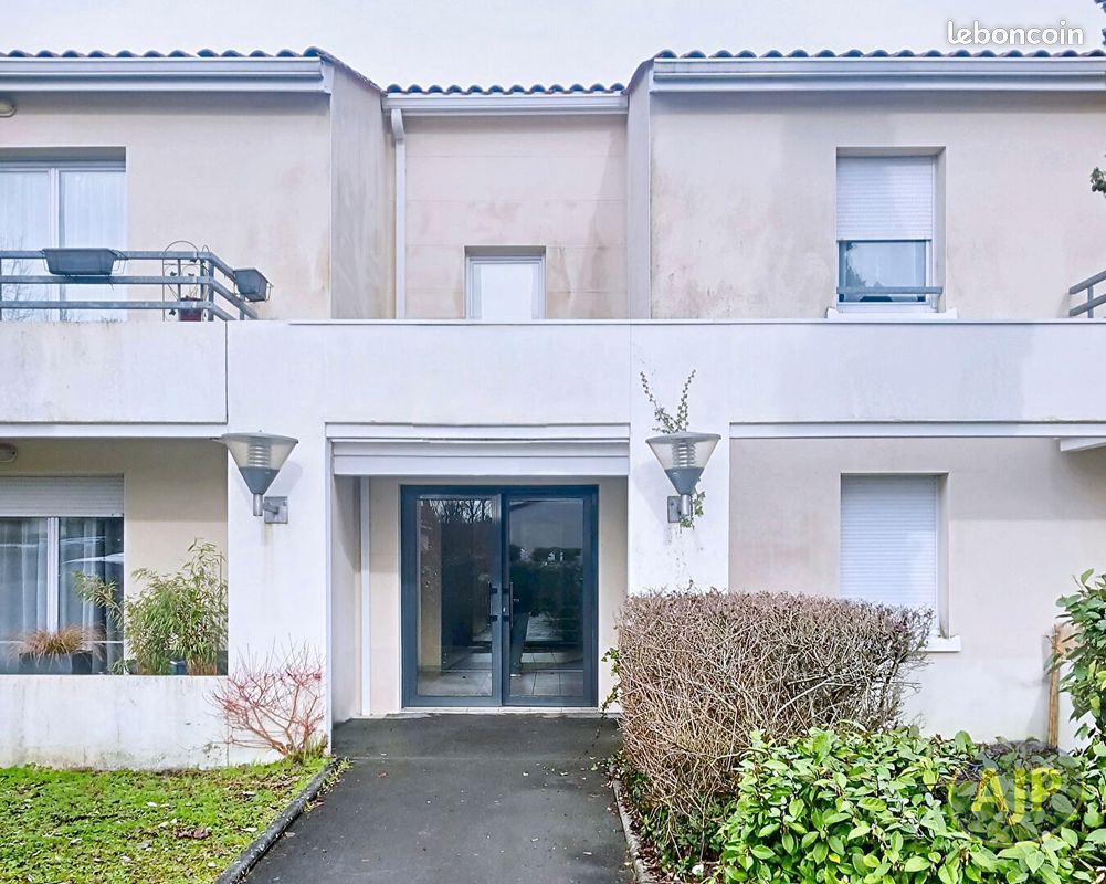 Appartement 3 pièces 64 m² · à Saint-Jean-d'Angély · 64 m² · 96 800 €