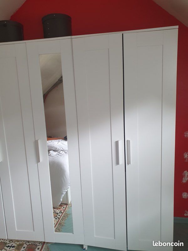 Armoire brimnes 3 portes (image 3)