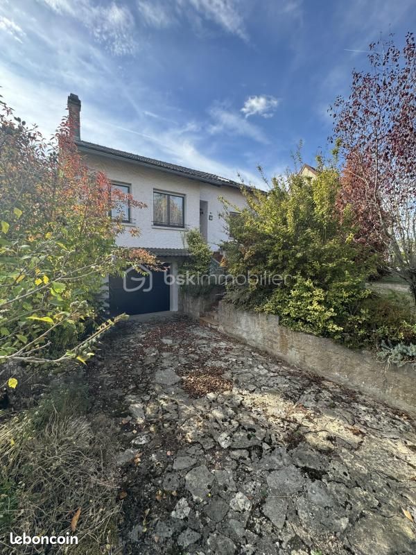 Maison 8 pièces 144 m² · à Ham-sous-Varsberg · 144 m² · 162 000 €