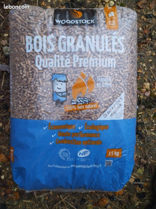 Granulés de bois qualité premium NF en sac 15 kg (image 1)