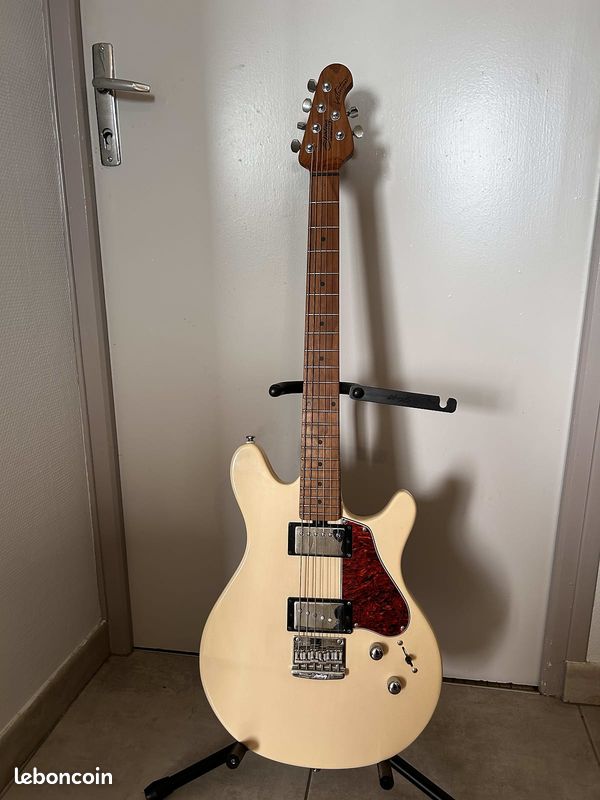 Music Man JV60 Valentine Transparent Buttermilk (image 1)