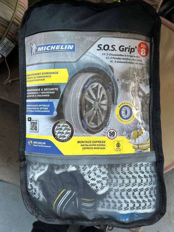 Chaussettes neige Michelin SOS Grip 8 neuves - Équipement auto