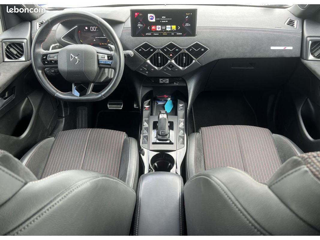 DS DS 3 CROSSBACK Performance Line EAT8 1.2 PureTech 130 - Distribution neuve (image 3)