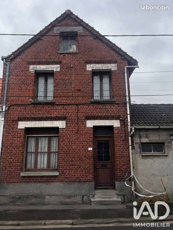 Maison 4 pièces 101 m² · à Auchel · 101 m² · 80 000 €