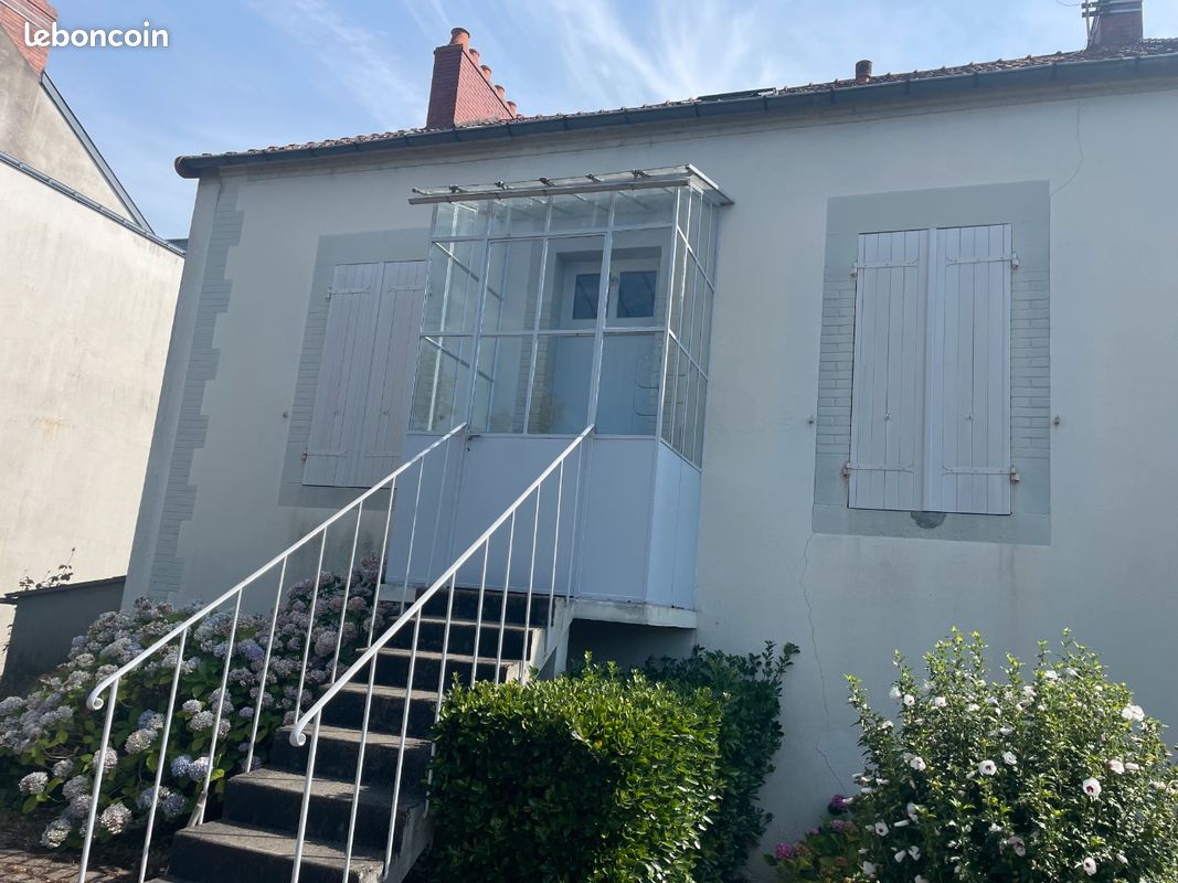 Maison 4 pièces 90 m² · à Montluçon · 90 m² · 70 000 €