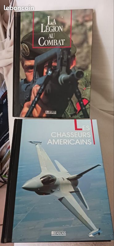 2 livres brochés (image 1)