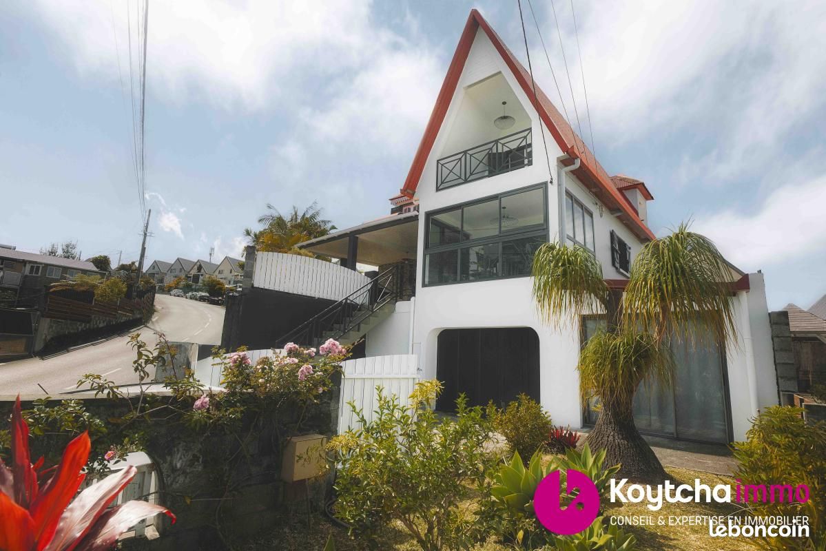 Maison 5 pièces 149 m² · au Tampon · 149 m² · 386 058 €