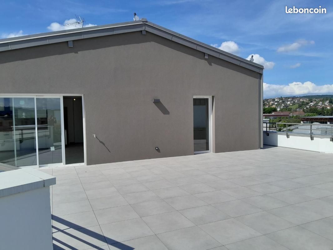 Appartement 4 pièces 77 m² · à Annecy · 77 m² · 2 145 €/mois