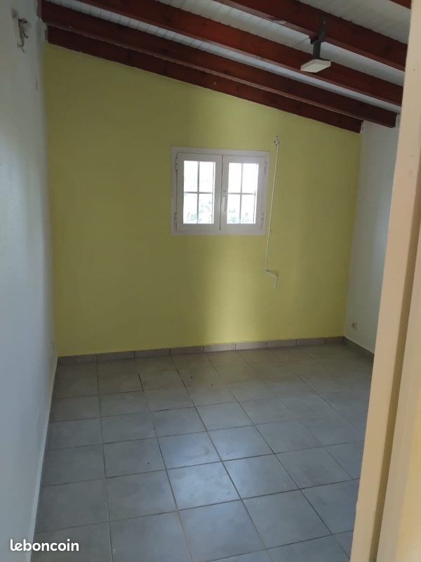 Maison 3 pièces 70 m² · à Le Moule · 70 m² · 700 €