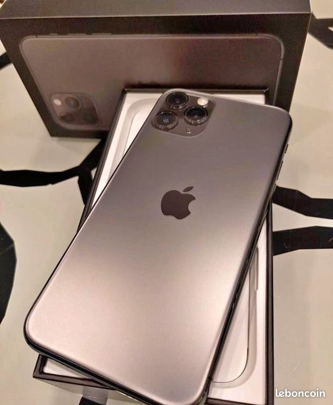 Iphone 11 pro max avec garanties et accessoires (image 2)